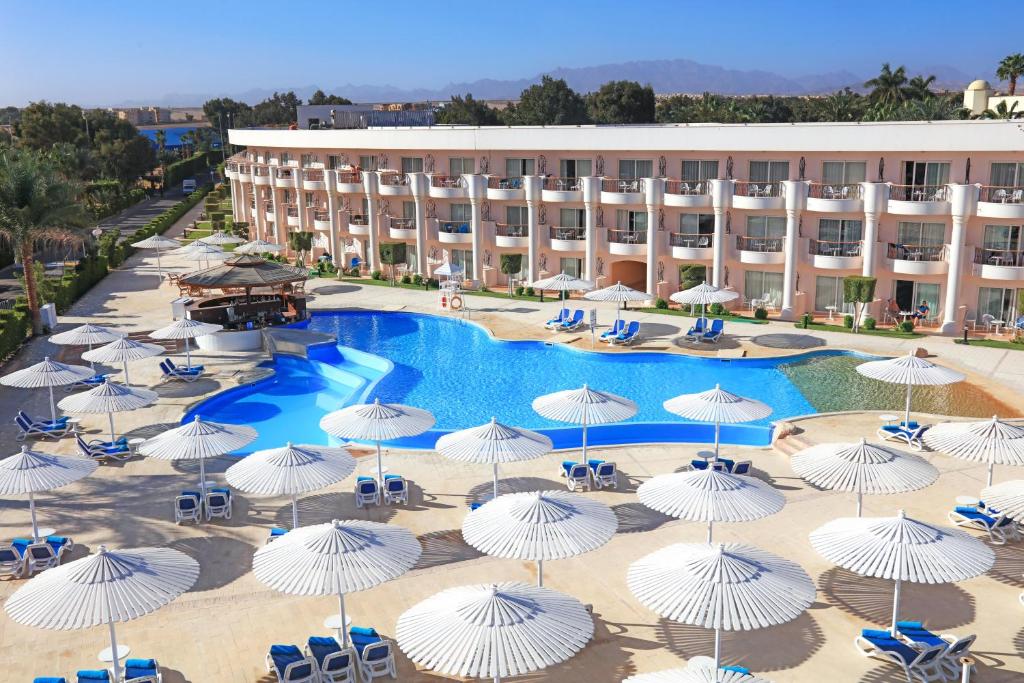 Meeting Point Hotels & Resorts — Labranda Royal Resort / Labranda Club & Hotel / Lemon & Soul